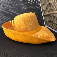 Load image into Gallery viewer, Calypso II Medium
